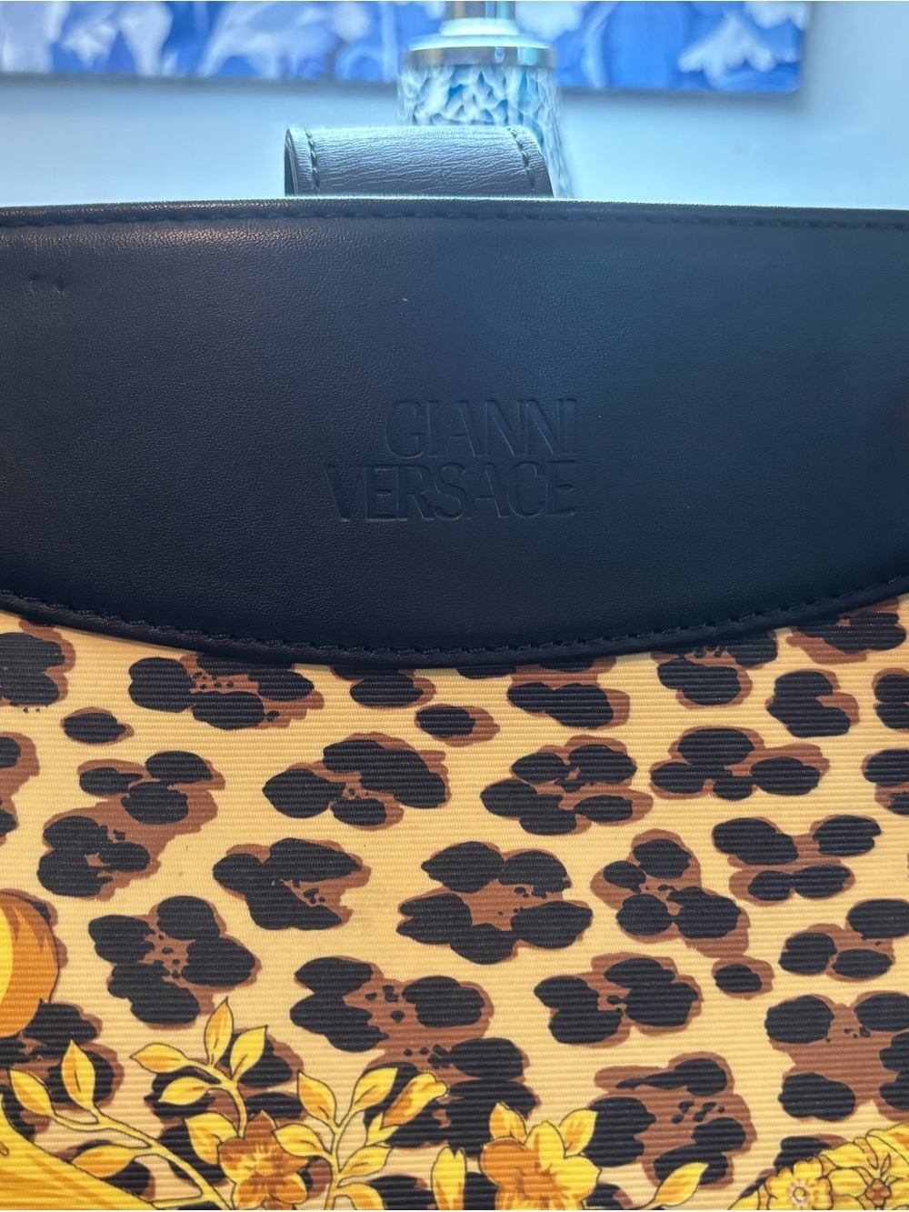 Vintage Gianni Versace 1990s Archival Baroque Leopard Print Coated Canvas Bag - Picture 2 of 16